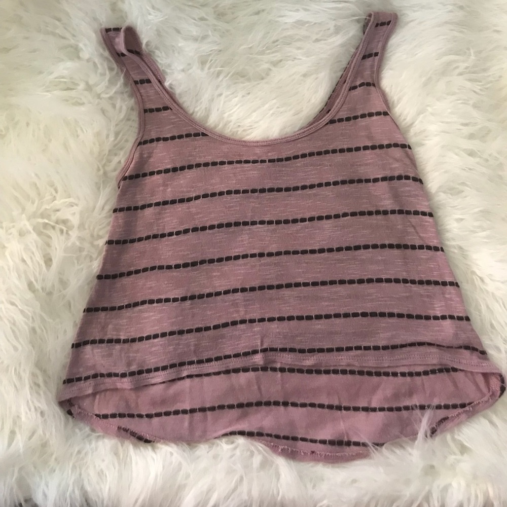 BOGO Noble U Crop Tank Top